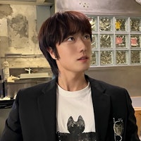 profile picture profile picture